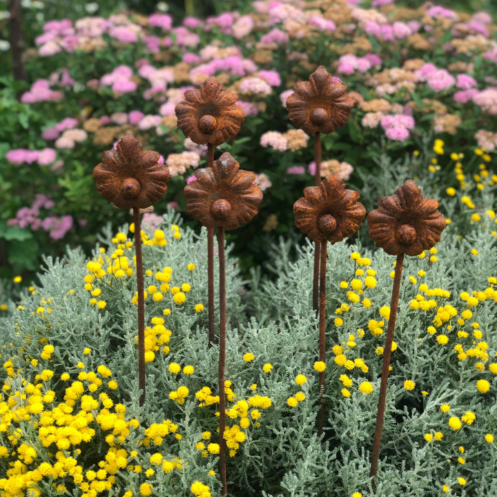 Håndlaget Rustblomst på pinne