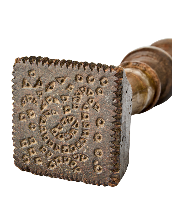 Dekorativ Stempel – Brun