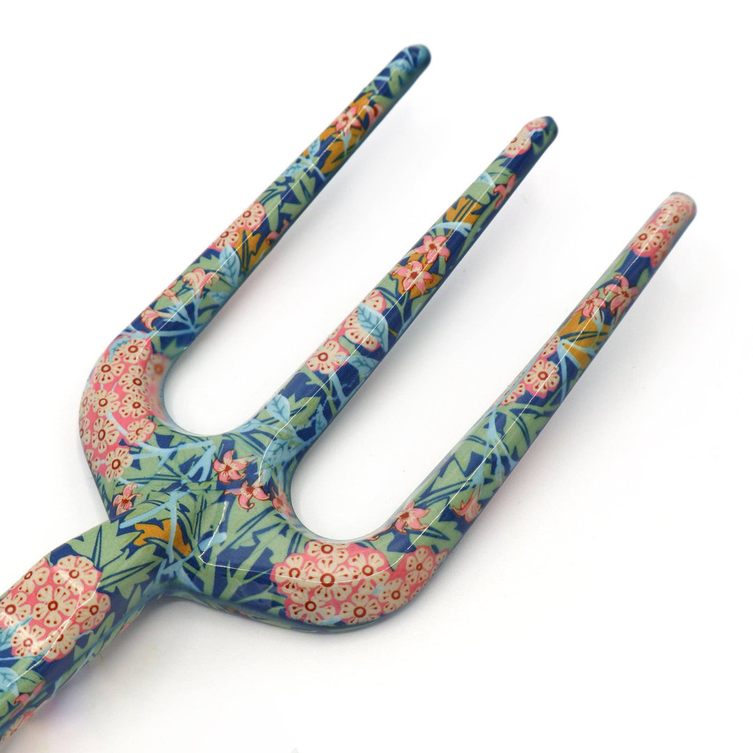 Hagesett – Greip & Spade (William Morris Jasmine)