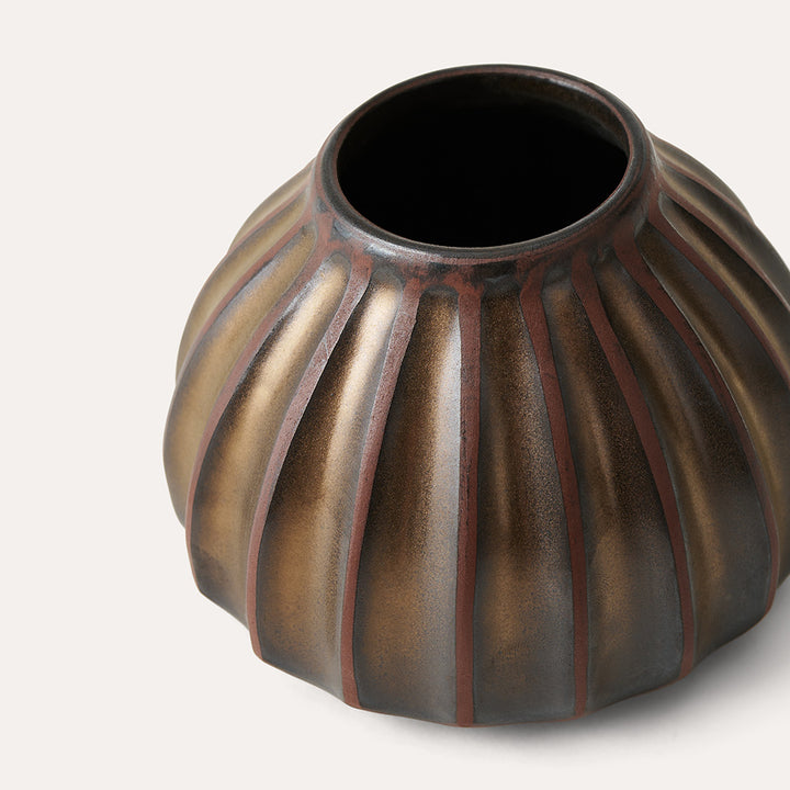 Sthål Salon Vase – Bronze (8 cm)