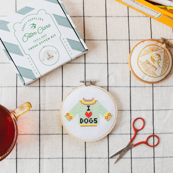 Broderisett – «I Love Dogs»