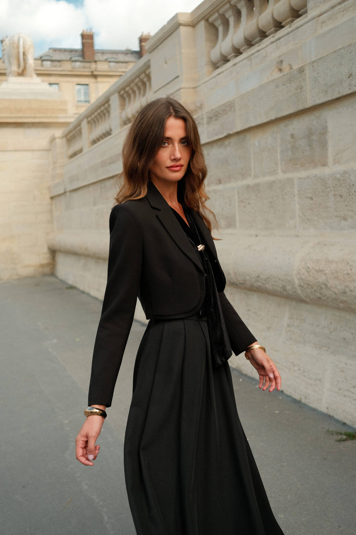 Elegant skjørt med belte - Sort