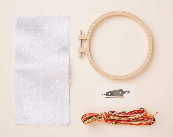 Broderisett – Korssting med iskremmotiv