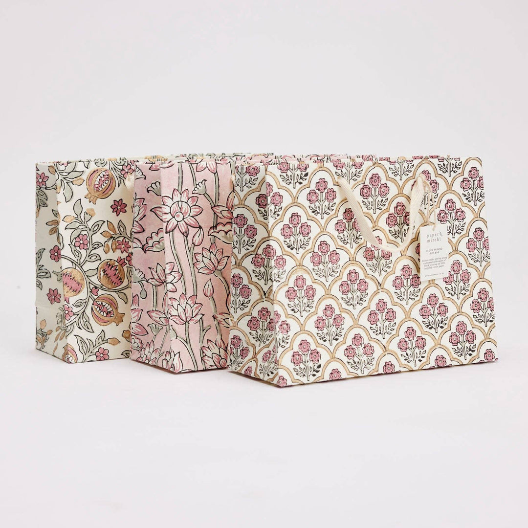 Håndtrykte gaveposer – Pink Earth (Medium)