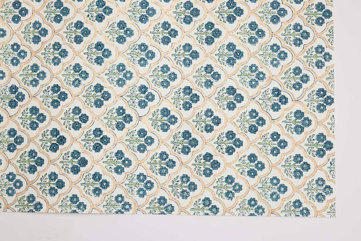 Håndtrykket gavepapir – Trellis Indigo