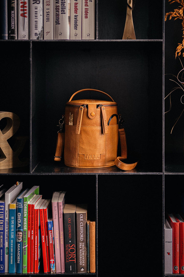 Håndlaget prosjektveske i skinn – Saturn