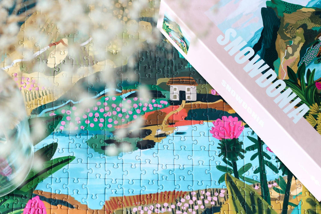 Snowdonia puzzle Puslespill 1000 brikker – Illustrert av Rhi James