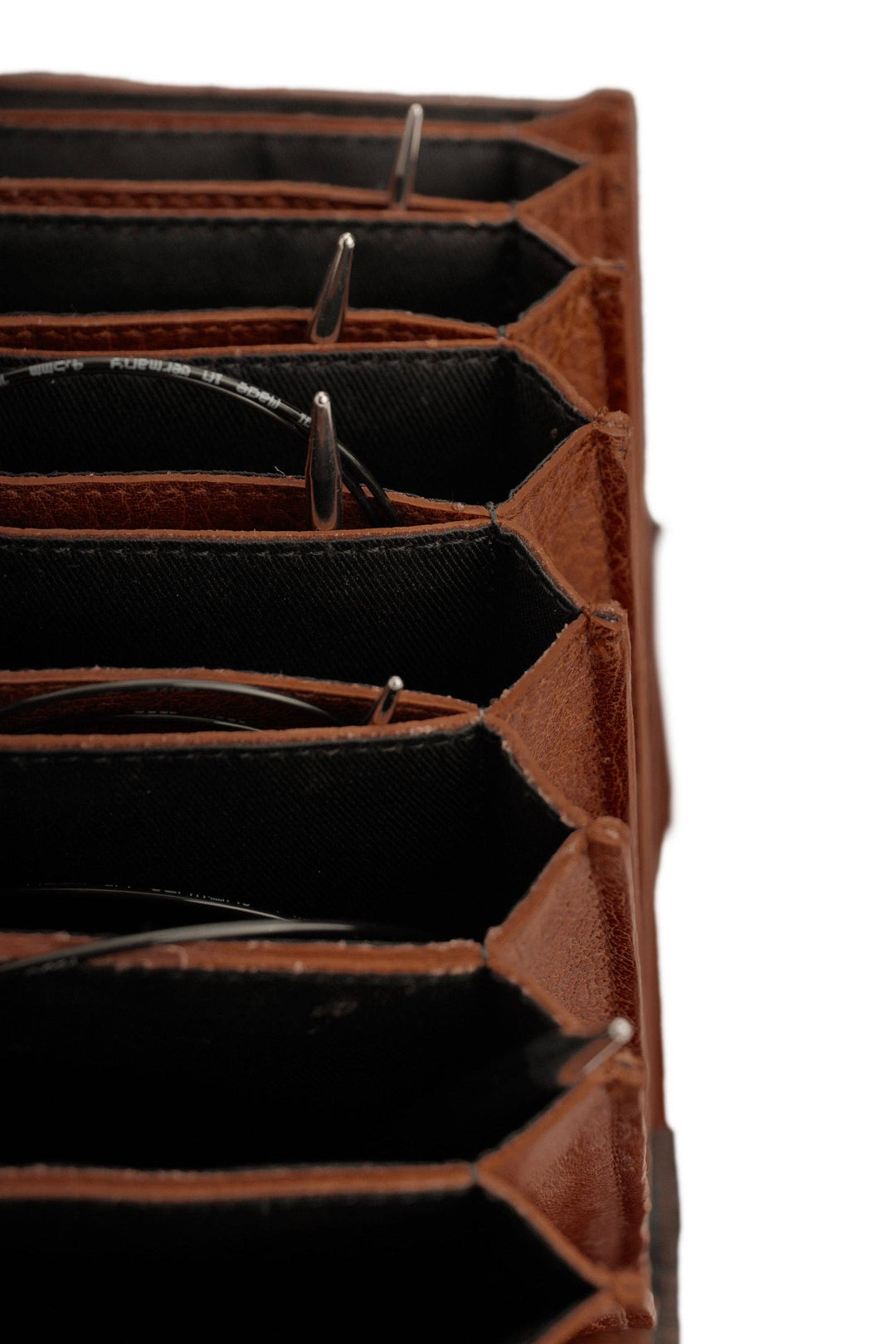 Premium pinnemappe til rundpinner – Betina XL