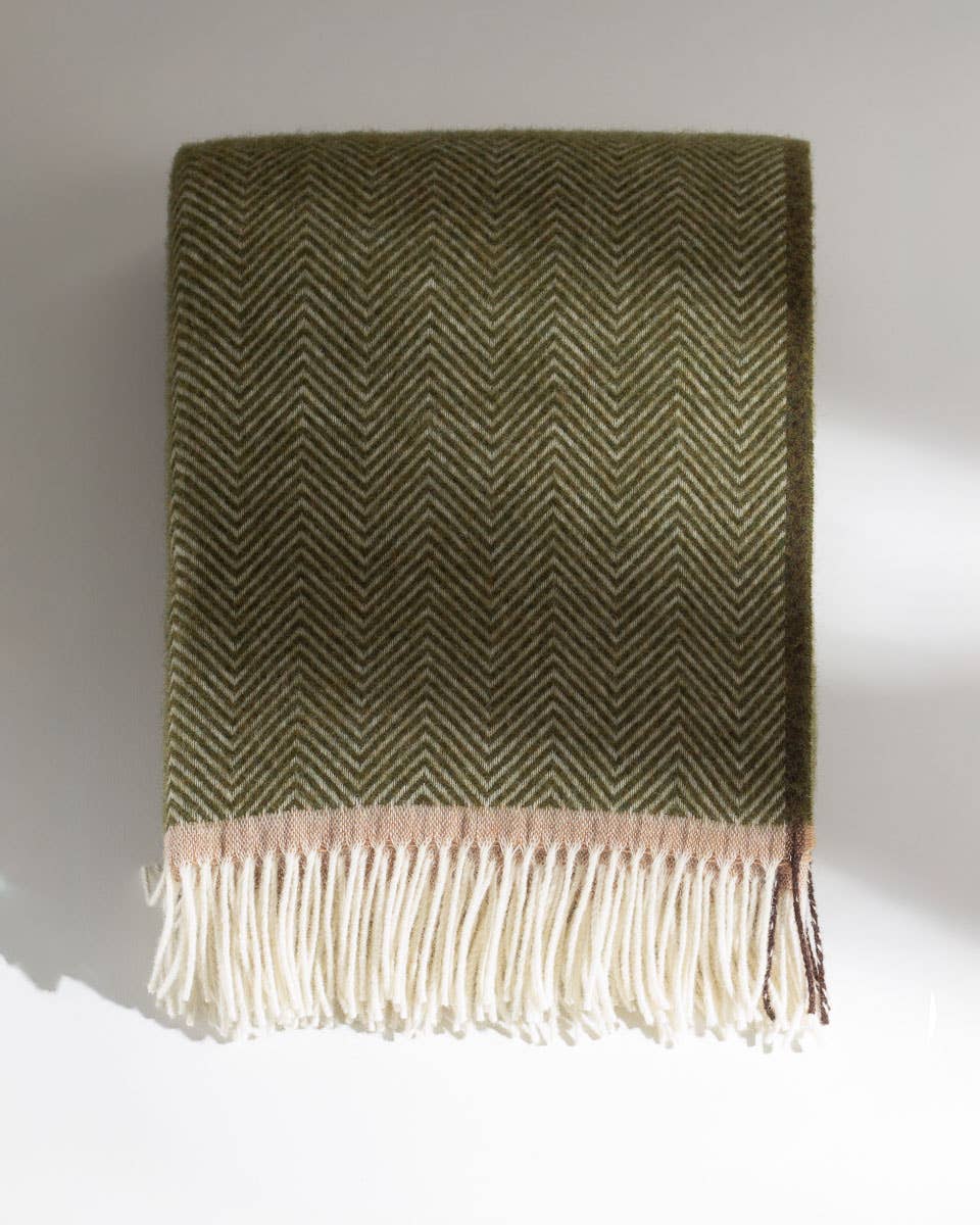 Denver ullpledd – grafisk eleganse i 100 % New Zealand-ull