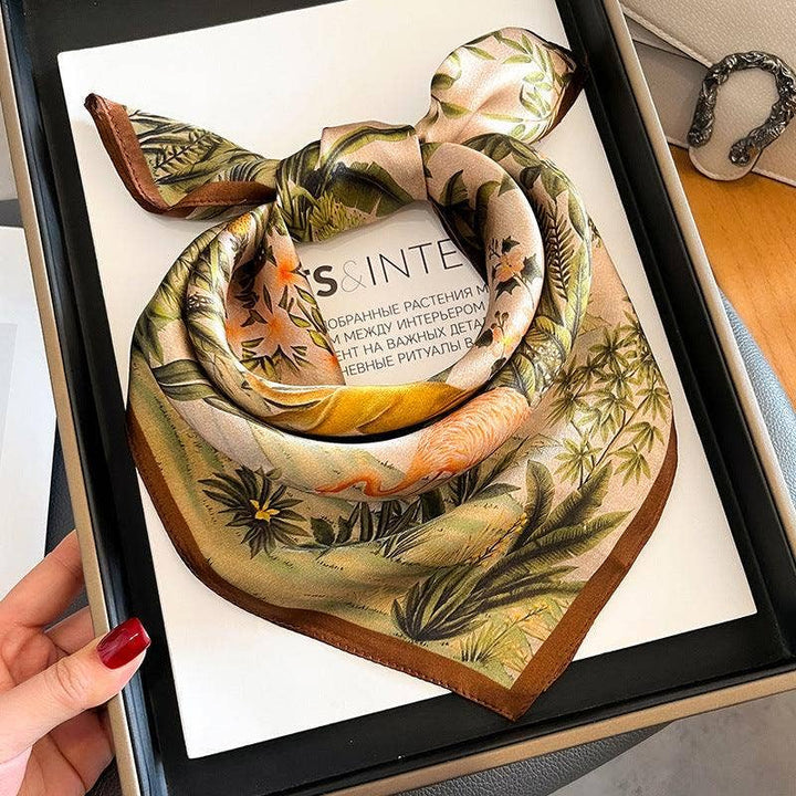Silkeskjerf – Vintage Jungle 70 × 70 cm