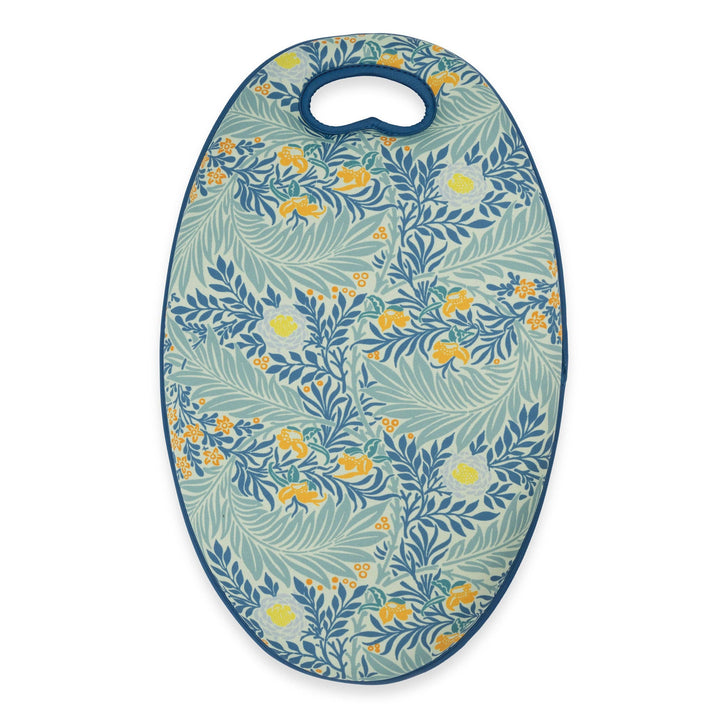 Knepute - William Morris "Larkspur"