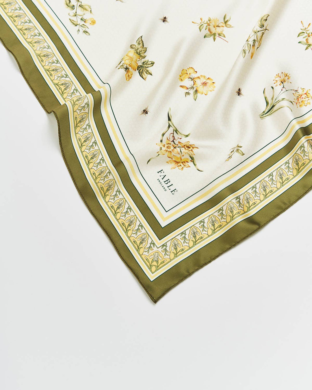 Nouveau Floral gult skjerf – kvadrat