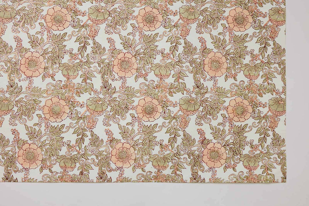 Håndtrykket gavepapir – Wild Rose Terracotta