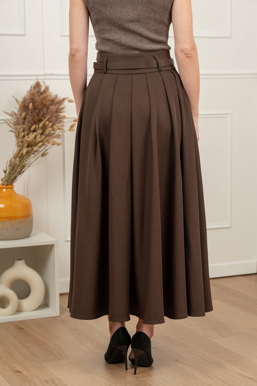 Elegant skjørt med belte - Sort