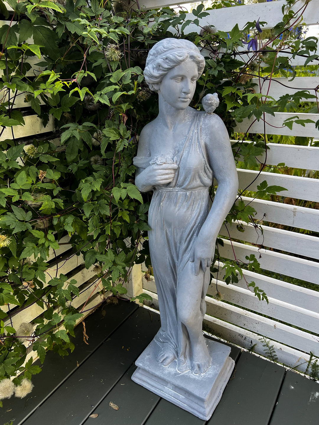 Lady Grey - Statue