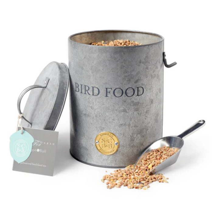 Beholder for fuglemat