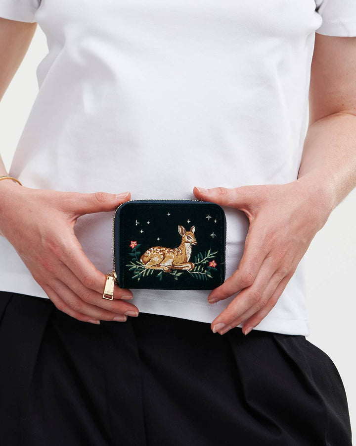 Brodert pung med rådyrkalv – Forest Folklore