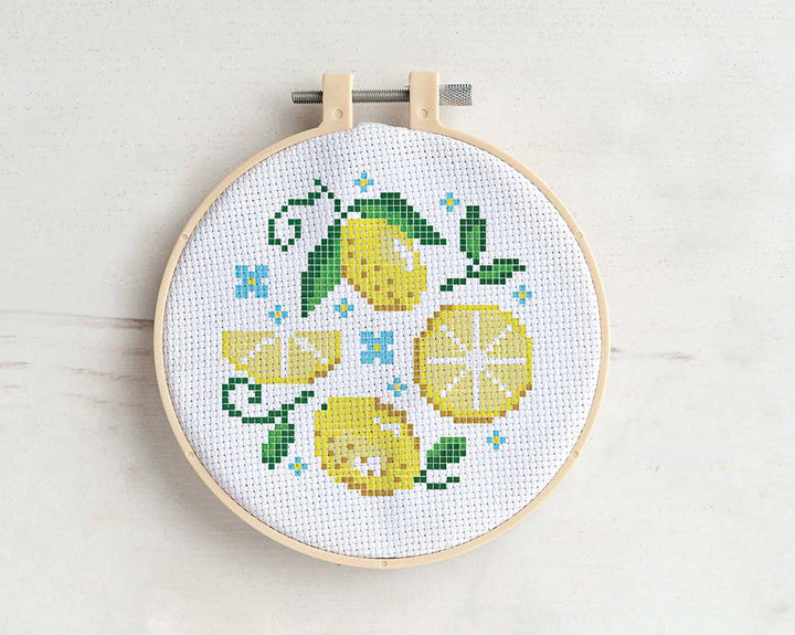 Broderisett – Korssting med sitronmotiv