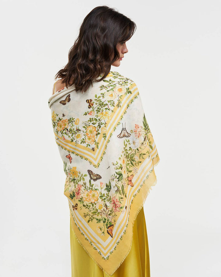 Fable Skjerf - Cybele Yellow Narrative - 120*120 cm