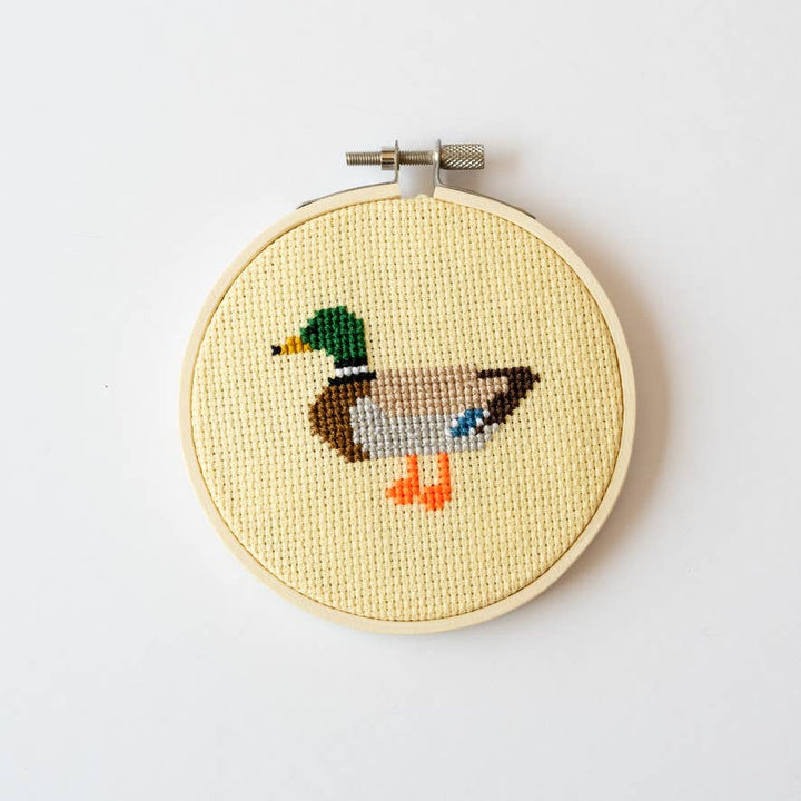 Broderisett – And