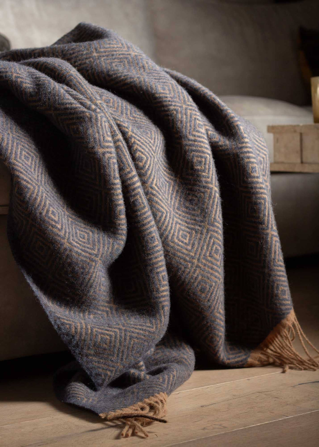 Ullpledd – tidløs eleganse i 100 % New Zealand-ull - Blå